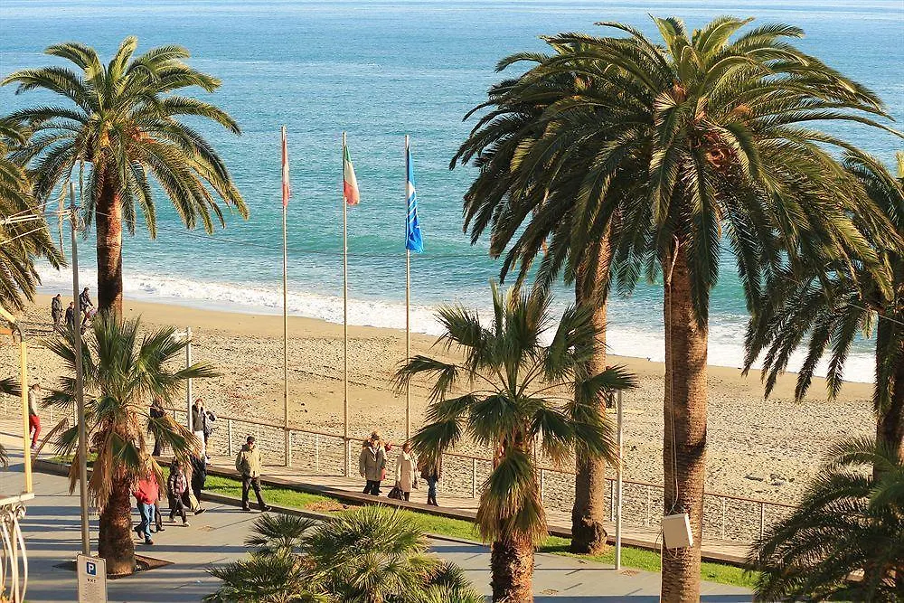Hotel Lido Varazze 3*,
